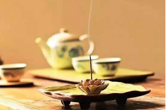 綠茶碧螺春怎么泡簡(jiǎn)易步驟，沖泡碧螺春的十二步驟口訣