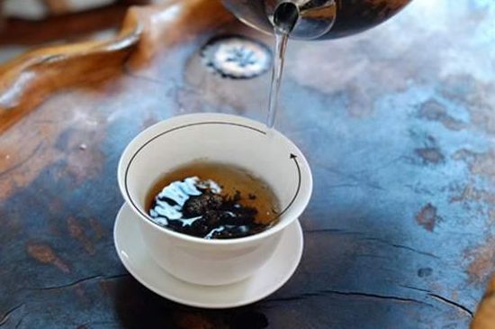 喝茶茶桌上的禮儀有哪些，泡茶待客十大禮儀不可不做！