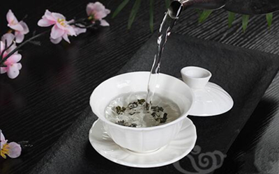 三才蓋碗的正確拿法，三才蓋碗抓碗法圖解