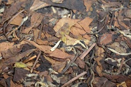 福鼎白茶能長(zhǎng)時(shí)間悶泡嗎，老白茶可以悶著喝嗎？