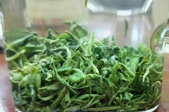什么茶葉容易放香精，香精茶有什么危害？