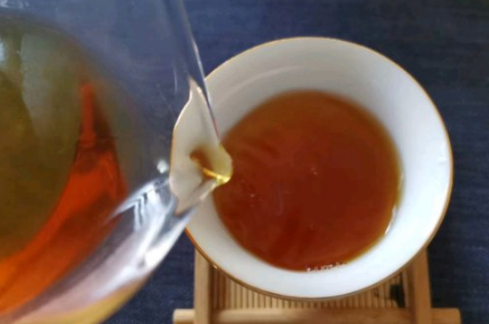 普洱茶十大學(xué)費(fèi)茶排名，吉普H是學(xué)費(fèi)茶？