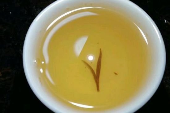 好壞金駿眉圖片對(duì)比，怎么挑選金駿眉茶葉