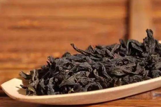 怎樣炭焙巖茶？揭秘武夷巖茶的炭焙技藝