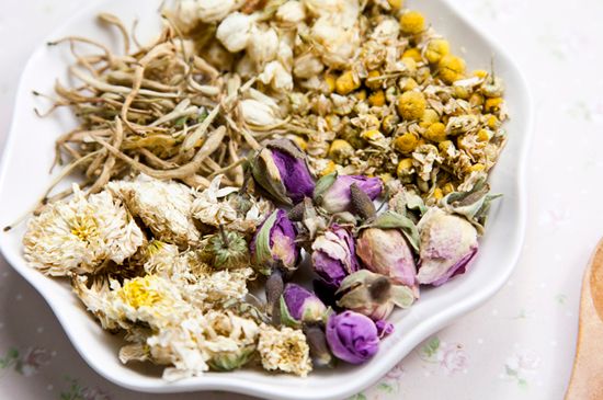 祛濕最有效的泡花茶，濕氣重適合泡什么花茶？