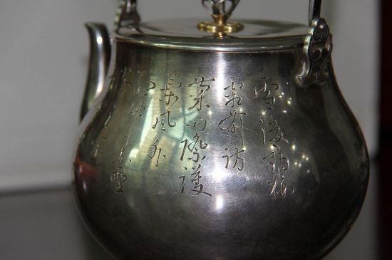 銀壺泡茶后為什么會變黑，銀壺內(nèi)膽發(fā)黑怎么辦
