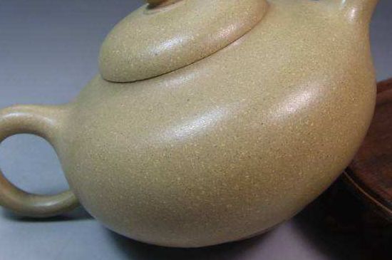 一把真正的本山綠泥壺最低多少錢，什么價(jià)格能買到本山綠泥紫砂壺？