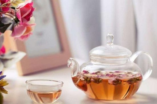 玫瑰花泡茶祛斑要多久見效，喝玫瑰花茶多久能祛斑？