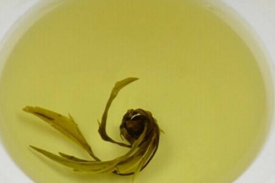 茉莉龍珠茶男人能喝嗎，男性夏季可以喝龍珠茶嗎