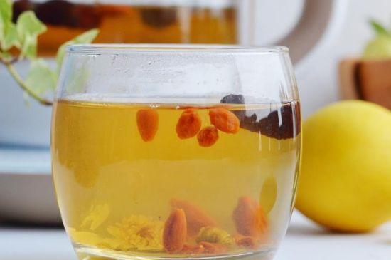 菊花茶的最佳搭配有哪幾樣，菊花茶和什么搭配喝效果好？