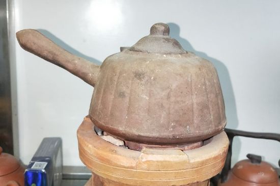 陶壺煮水的危害，粗陶壺燒水有毒嗎？