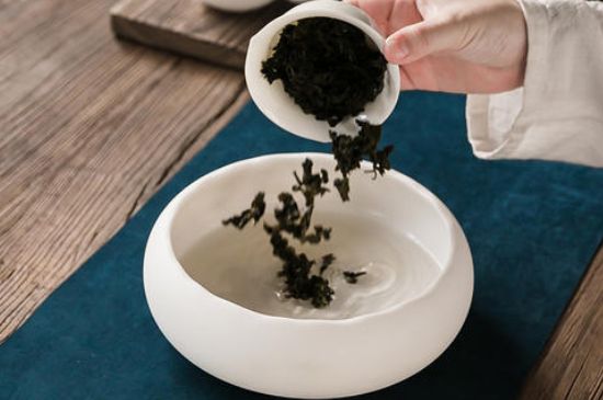 茶洗與茶盂區(qū)別圖片，怎樣使用茶盂和茶洗