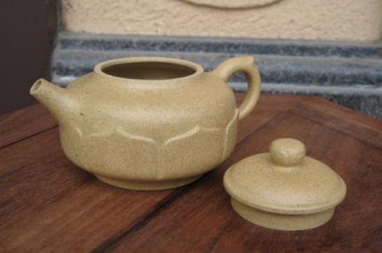 本山綠泥怎么分辨真假，真正的本山綠泥紫砂壺怎么鑒別？