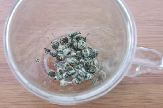 茉莉龍珠茶男人能喝嗎，男性夏季可以喝龍珠茶嗎