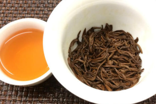 新茶和陳茶的區(qū)別，新茶和陳茶的介紹