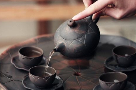 坭興陶主要泡什么茶，廣西坭興陶壺適合泡哪些茶？