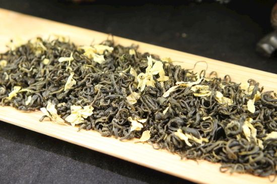炒花飄雪是什么茶，花茶炒花是什么意思