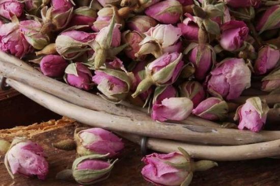 玫瑰花茶是應該煮還是蒸，玫瑰花茶是不是煮一下效果更好？