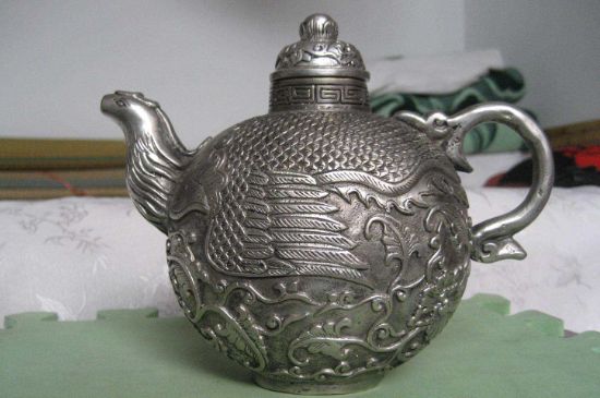 銀壺泡茶后為什么會變黑，銀壺內(nèi)膽發(fā)黑怎么辦