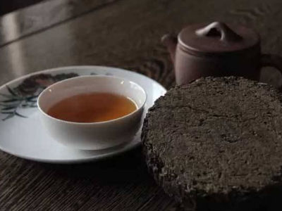 安化黑茶的功效，安化黑茶可以調(diào)理腸胃嗎？