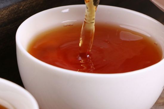 正山小種對(duì)胃好嗎，正山小種養(yǎng)胃還是傷胃
