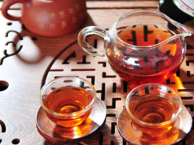 黑茶的功效與作用，長(zhǎng)期喝黑茶有什么功效？