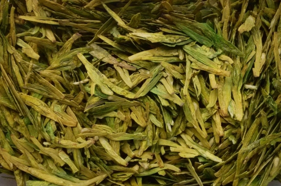 西湖龍井茶毫和發(fā)霉區(qū)別圖片，長(zhǎng)霉的龍井茶葉會(huì)是什么樣？