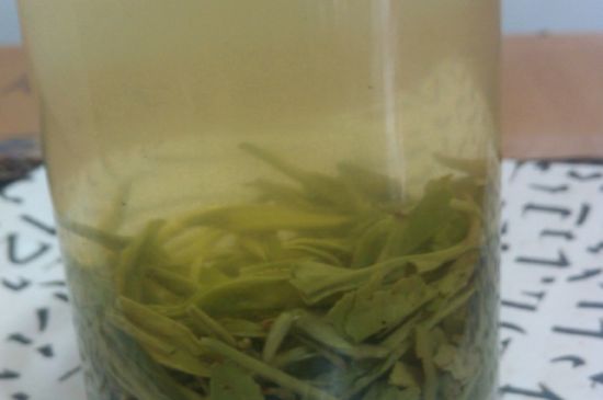 碧螺春為什么泡水渾濁，碧螺春茶葉泡水感覺很臟是混濁的