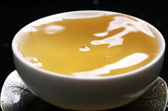 綠茶加重濕氣？濕氣體質(zhì)寒的人能喝綠茶嗎