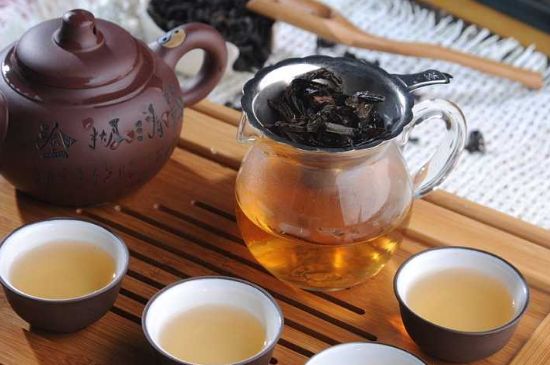 母樹大紅袍給誰喝了，為什么母樹大紅袍叫三棵六株？
