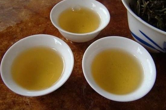 鴨屎香特點(diǎn)介紹，鳳凰單叢茶鴨屎香的口感和來(lái)歷