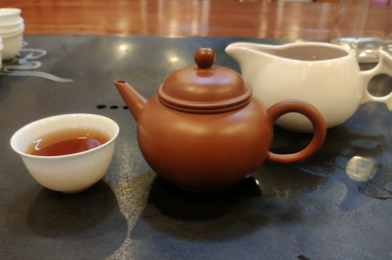大紅袍煙熏味是好茶嗎，能不能喝對(duì)人體有壞處嗎