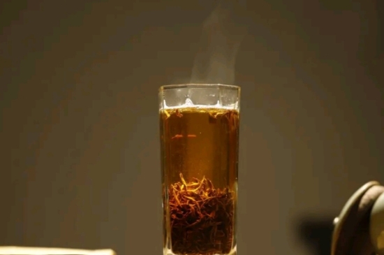 一天3杯紅茶抗癌，常飲紅茶對(duì)身體有好處！