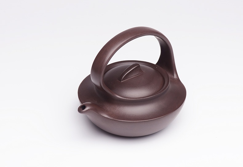 提梁精美紫砂壺，創(chuàng)意手工紫砂壺